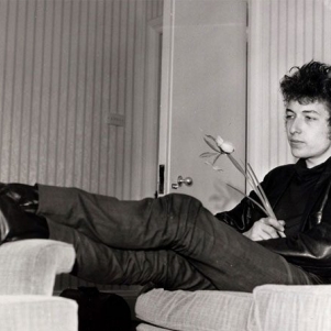 Listen to Bob Dylan take calls from listeners on Radio Unnameable, 50 Years Ago today