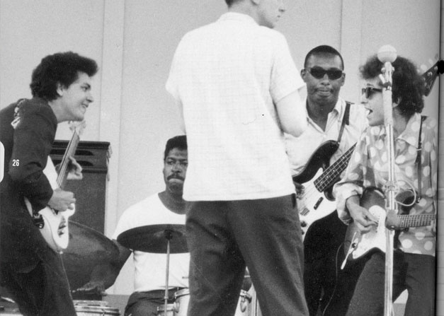 Watch: Bob Dylan's sound check - Newport Folk Festival 1965