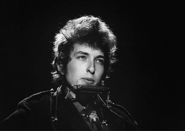 Sound problems at Dylan's Liverpool concert