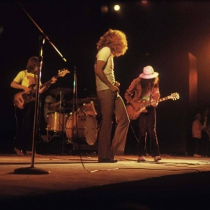 Watch Led Zeppelin perform 'Communication Breakdown' and 'Dazed and Confused' on French TV