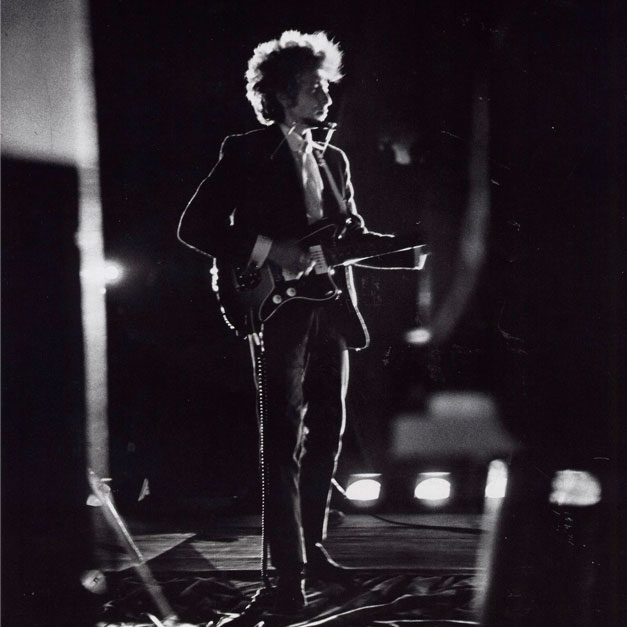Dylan performs at The Hollywood Bowl, CA