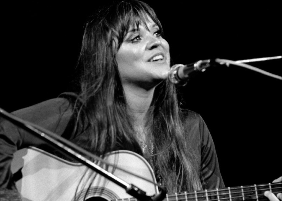 Last month Melanie performed at Woodstock & appeared on The Johnny Cash Show - Watch